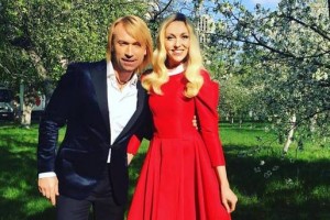 Канал Ахметова устроит в Ботаническом саду звёздное шоу