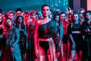 Премьера клипа: Анна Седокова — «Ни слова о нем» (видео)