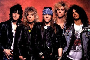 КЛИП НА ПЕСНЮ GUNS N' ROSES СТАЛ РЕКОРДНЫМ НА YOUTUBE.