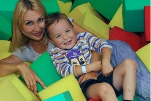 Звезда «Большой разницы» Светлана Галка усыновила ребенка