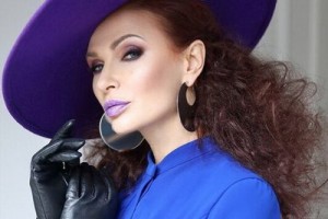 Эвелина Бледанс написала книгу-тренинг по женскому счастью