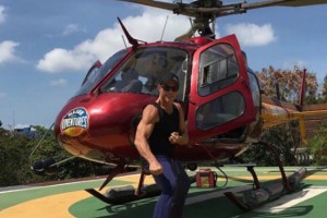 Жан-Клод Ван Дамм показал оригинальный снимок с Бали