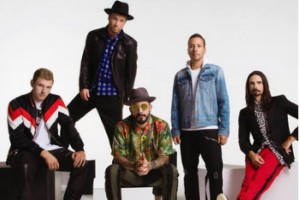 Концерт Backstreet Boys отменили из-за падения конструкций на людей