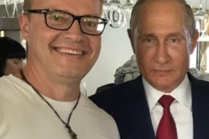 Баянист о танце Владимира Путина и австрийского министра на свадьбе: «Позабыли о статусах и чинах»