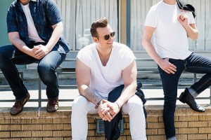 Baseballs споют в Москве каверы в стиле 50-х