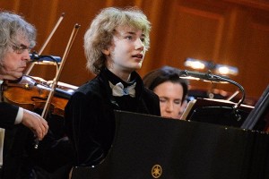 Россиянин Иван Бессонов выиграл конкурс юных музыкантов «Евровидение»