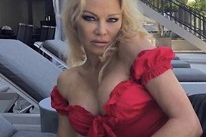 51-летняя Памела Андерсон решилась на процедуру ЭКО