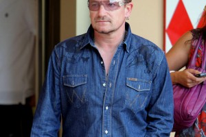Солист группы U2 утратил голос при необъяснимых обстоятельствах
