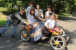 Многодетный отец Иван Охлобыстин заработал на дом для своей семьи