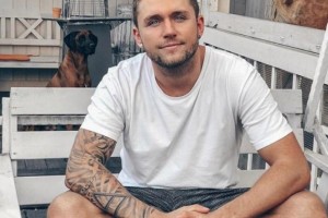 Влад Соколовский отказался от алкоголя и решил покорить гору Эльбрус