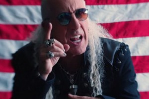 Ди Снайдер показал людей, сделанных в Америке (Видео)