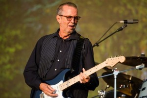 Eric Clapton - Life in 12 Bars 2CD (2018), Happy Xmas (2018)............!!!!!!!!!!!!!!!!!!!!!!!!!!!!!!!!!!!!!