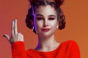 Молодая певица выпустила музыку, от которой не убежать