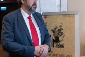 Премии Станиславского получат Лия Ахеджакова и Деклан Доннелан