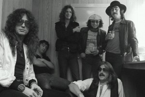 Whitesnake - Live from Reading 80, Live In 84 - Back To The Bone