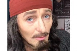 Сергей Безруков вышел в свет со своей подрастающей наследницей