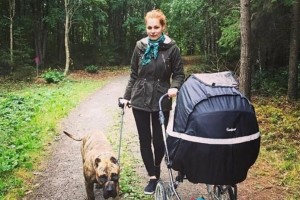 Экстрасенс Мэрилин Керро показала пятимесячному сыну поющие фонтаны в Дубае