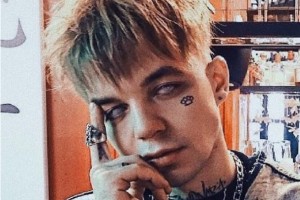 Юрий Лоза призвал государство защитить молодёжь от песен Элджея