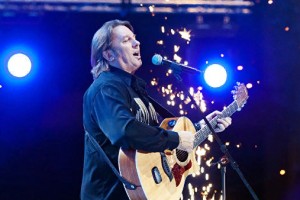 МУЗЫКА Юрий Лоза раскритиковал «Голубой огонек»