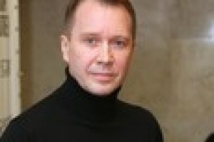 Суррогатная мать родила Евгению Миронову сына