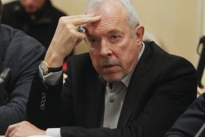 Макаревич назвал идиотами большинство населения