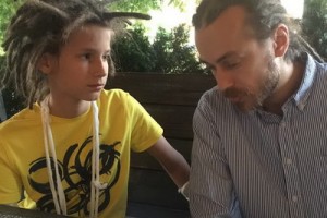 Права на музыку Децла перейдут его сыну