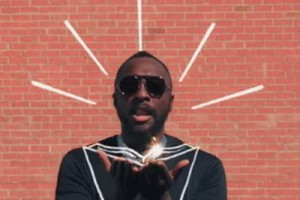 Black Eyed Peas примерили нарисованные часы и перчатки