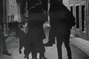 Пит Доэрти и Puta Madres показали незнаки и странные указатели