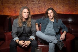 Басисты MEGADETH и ANTHRAX опубликовали совместный видеоклип 'Part Of Me'!!!!!!!!!!!!!!!!!!!!!!!!