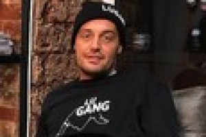 Гуф показал, в каких условиях живет