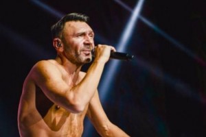 «Вот и сказочке конец»: Шнуров заявил о прекращении концертной деятельности