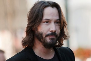 Киану Ривз поразвлекал случайных попутчиков экскурсией и прослушиванием кантри