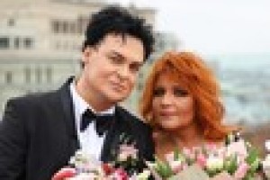 Мама Анастасии не одобрила брак дочери с Юлианом