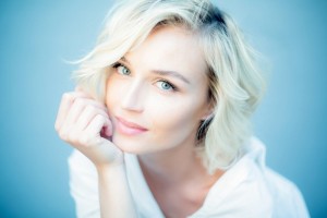 ๑۩۩๑ Полина Гагарина перепела Леди Гагу в Китае !!!* ๑۩۩๑