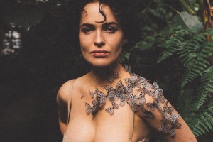 Даша Астафьева показала свои архивные обложки Playboy
