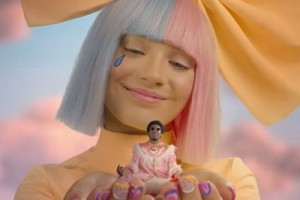 Мэдди Зиглер получила роль в клипе LSD и у Стивена Спилберга