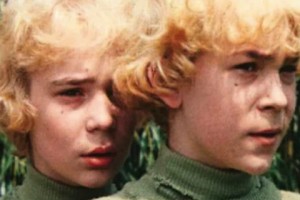 Неудачные браки, алкоголизм и долги. Почему не сложилась жизнь близнецов из фильма «Приключения Электроника»
