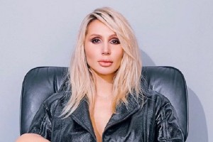 Лободу будут судить за опоздание и хамство