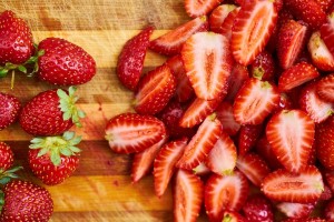 Чем хороша клубника для организма