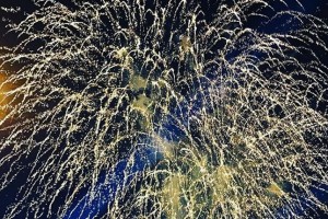 В Петербурге прогремел салют в честь 316-летия города