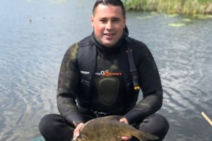 Сергей Пынзарь похвастался результатами подводной охоты - супругу ждет сюрприз