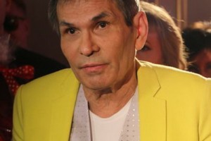 Бари Алибасов госпитализирован с ожогом пищевода