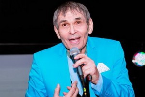 СМИ сообщили о смерти Бари Алибасова, пресс-секретарь дал опровержение