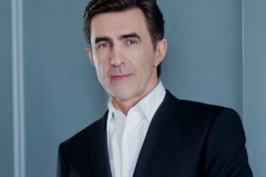 Вячеслав Бутусов стал заслуженным артистом