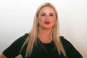 Семенович отравилась и оказалась под капельницей