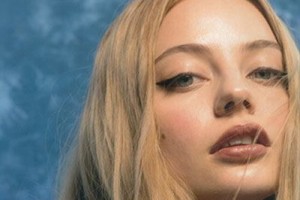 Экс-солистка «Серебра» Katerina представит «22К» осенью