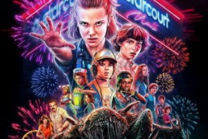 Звезды «Очень странных дел» притворились восковыми фигурами и напугали посетителей музея