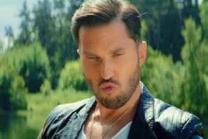 Что не так с новым клипом Артура Пирожкова «Алкоголичка»