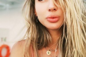 Светлана Лобода показала эротичную разминку перед концертом