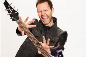 Пол Гилберт привезёт в Россию «Behold Electric Guitar»